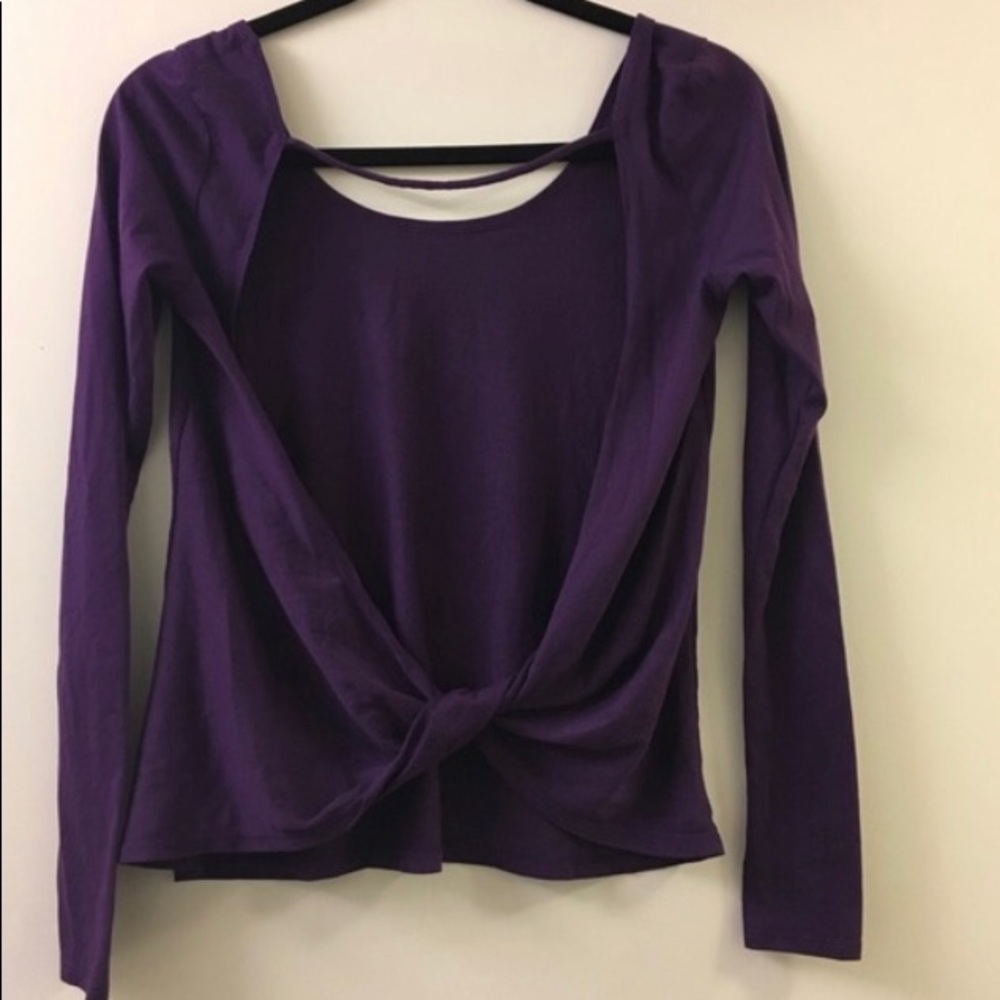 Open-back Long Sleeve